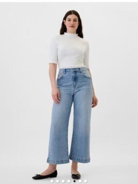 High Rise Wide Leg Crop Gap Jeans